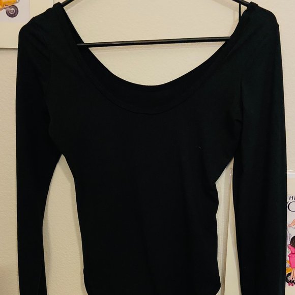 Stylish Black Sleeve Bodysuit - Picture 2 of 3